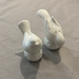 White Bird Salt and Pepper Shakers